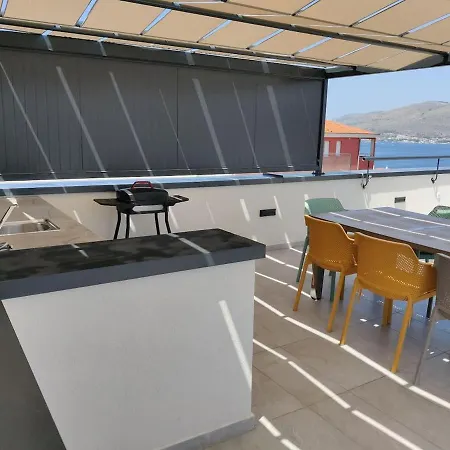 Apartment Ladan Trogir